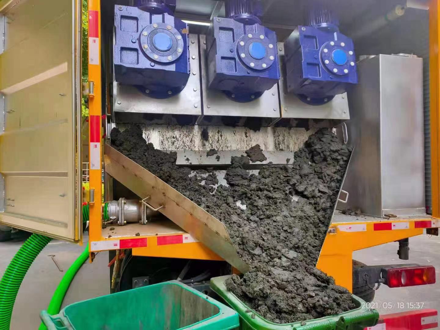 定南化粪池清掏城市维护站-泥浆净化干湿分离处理