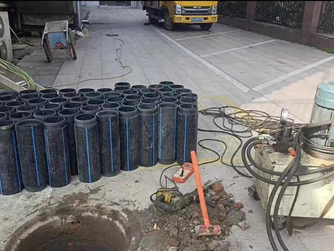 定南PE置换管厂家 DN315置换管 非开挖管短管置换